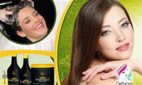 Brilho, flexibilidade e proteção para os seus cabelos! Hidratação Marroquina de Argan Floractive Golden Plus + Aplicação de Óleo de Argan Moroccanoil + Escova + Finalização com Cristalli Luna System de R$ 90,00 por incríveis R$ 19,99.