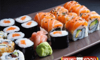 Sushi sem sair de casa! Combinado com 50 Peças de Sushi por R$38,90. Válido para consumo no local, retirada no balcão ou delivery!